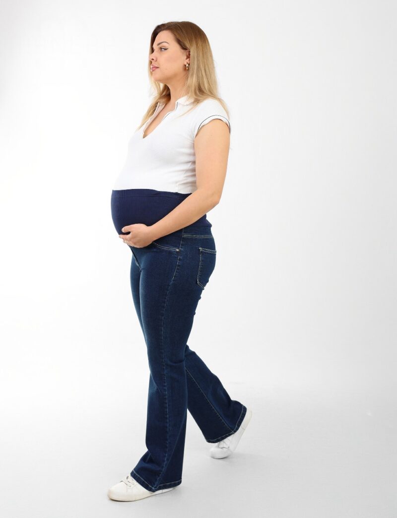 Dark bootcut jeans
